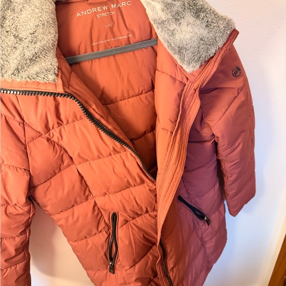 Andrew Marc Light Salmon Puffer Jacket with Faux Fur Trim - Picture 5 of 7